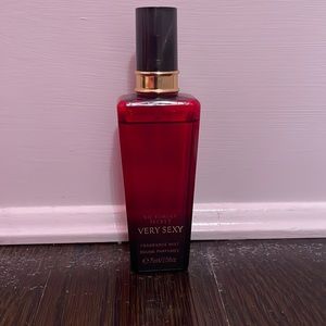 Victoria’s Secret VERY SEXY perfume 75 ml filled to the top.